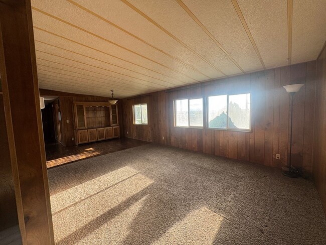 Photo - Country Living