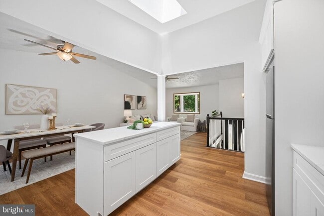 Photo - 1365 Moyer Rd