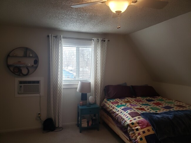 Photo - 117 3rd St