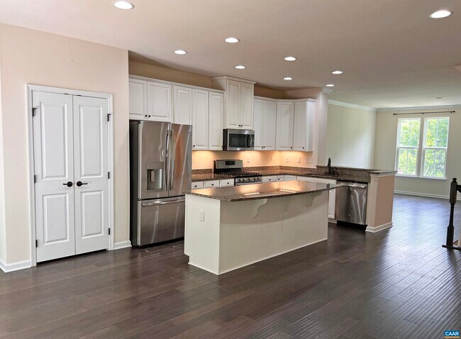 Photo - 2056 BethPage Ct