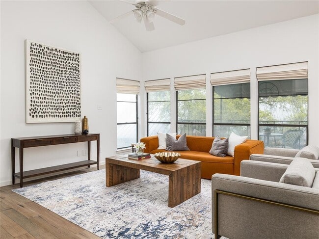 Photo - 1821 Westlake Dr Unit 116