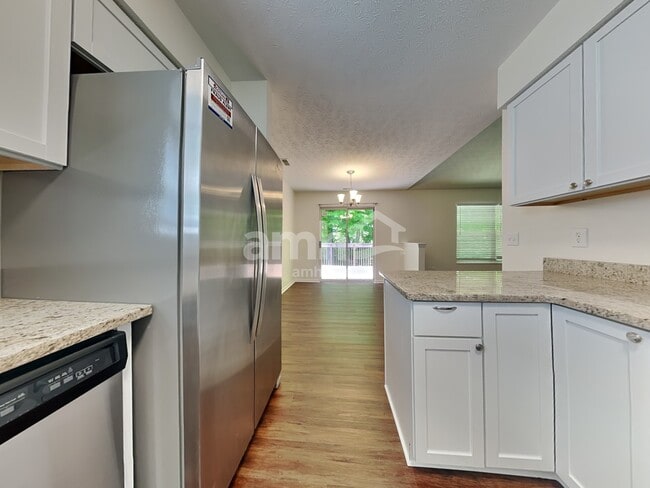 Photo - 3907 Little Creek Dr