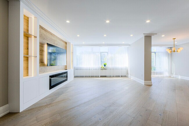 Photo - 500-500 Avenue Rd