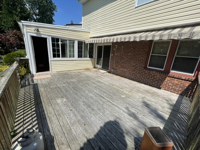 358 Prospect Ave