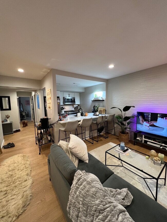 Building Photo - 1661-1663 Washington St. Unit 207 Rental