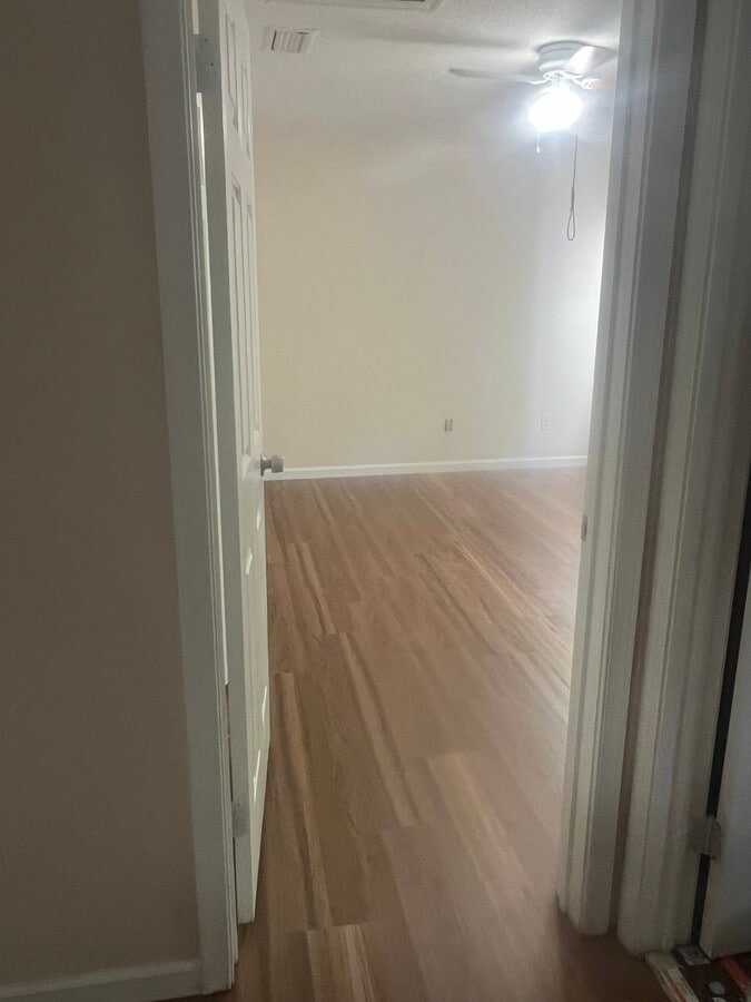 Photo - 705 Wagons Way