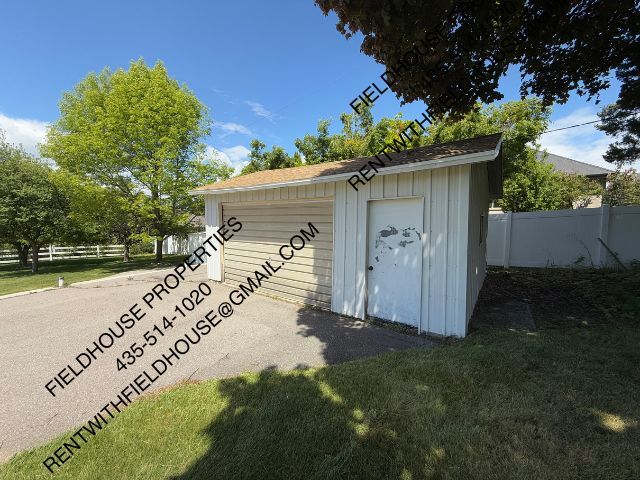 Photo - 1285 E 1500 N