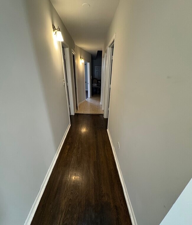 Photo - 6130 S Rhodes Ave Unit 2