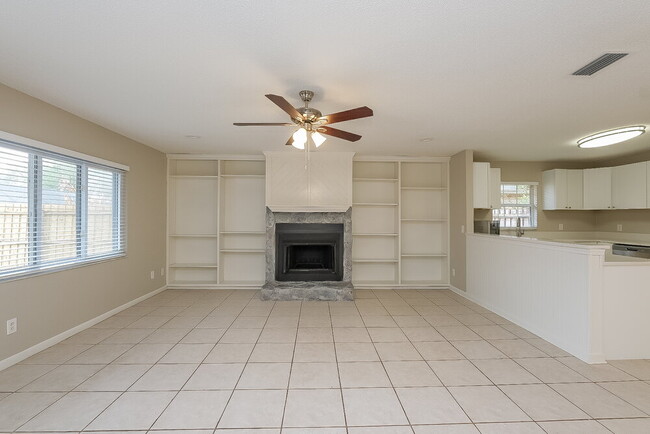 Photo - 15709 Squirrel Tree Pl