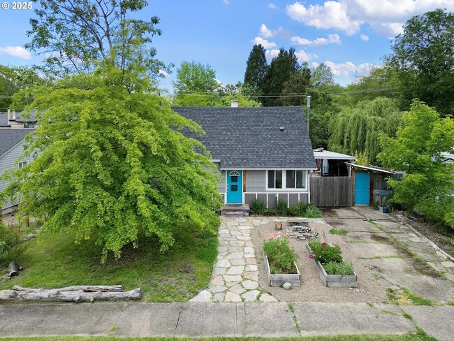 Photo - 1472 Wilson Ct House