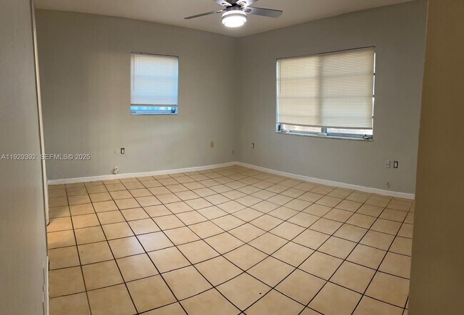 Photo - 9463 SW 174th St