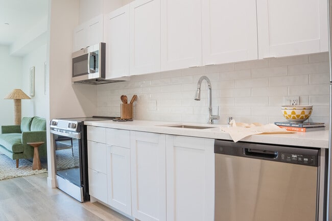 Studio Kitchen