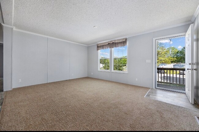 Photo - 8376 Huntington Ct