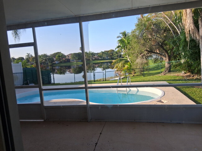 Photo - 19250 NW 22nd St