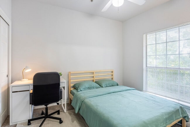 Photo - 1005 W 23rd St Unit ID1318654P