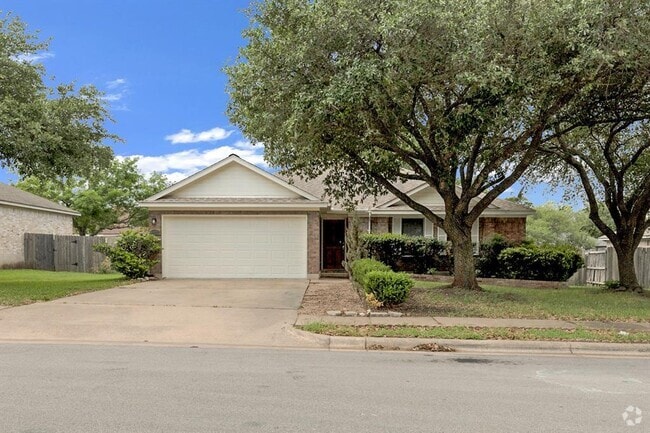 Building Photo - 1807 Timber Ridge Dr Rental