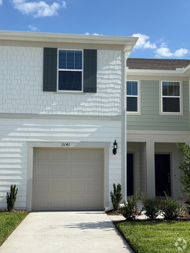 Building Photo - 3 bedroom 2.5 bathroom Rental