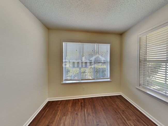 Photo - 214 Bo Simpson Pkwy