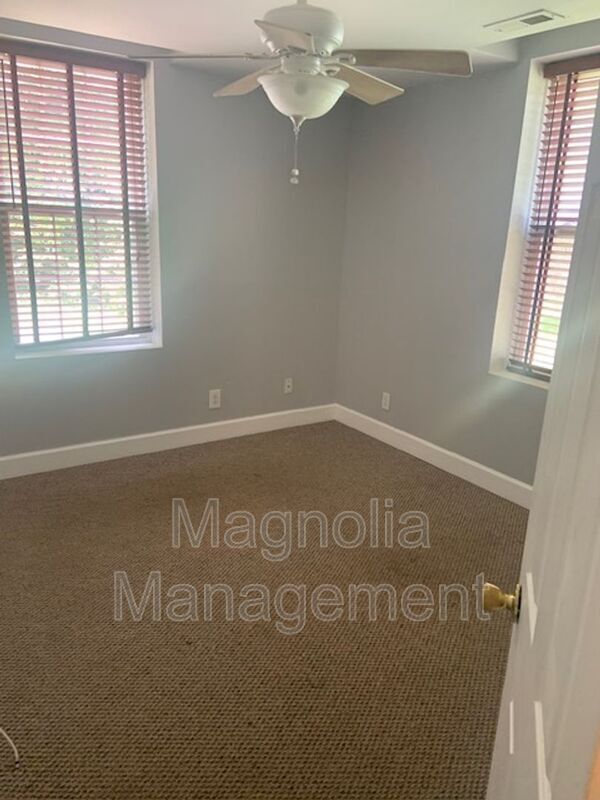 Photo - 215 W Young Ave Unit Apt. 1