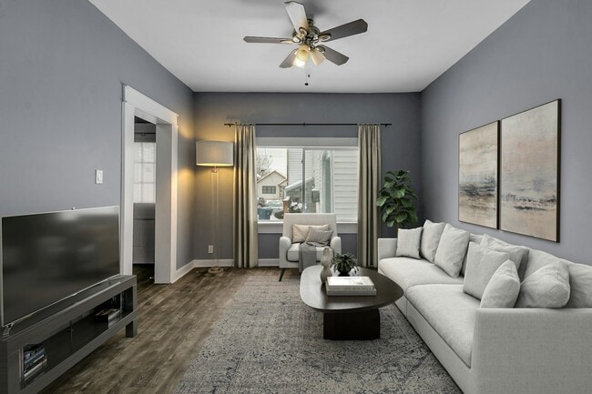 Building Photo - 144 Sidway St