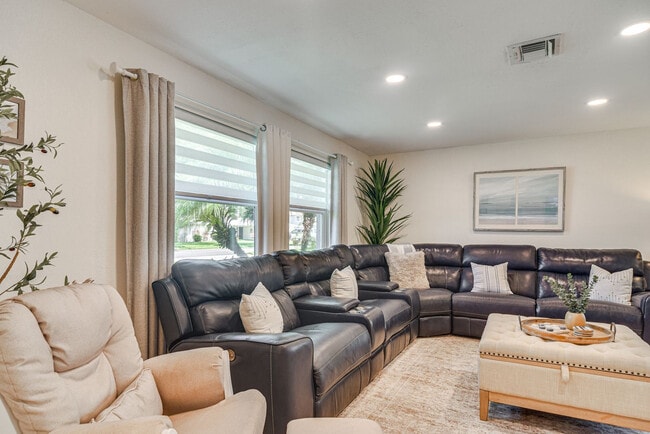 9003 127th St Unit SI ID1628905P