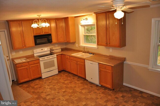 Photo - 2703 Indian Run Rd