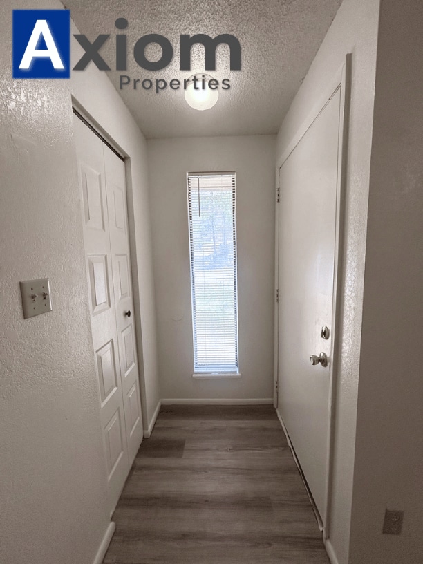 Photo - 2119 Marigold St Unit Syringa Terrace Apartments