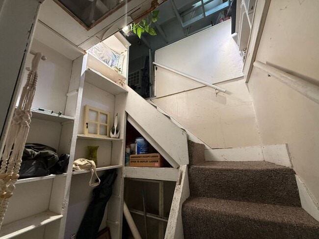 Photo - $600 | Studio, 1 Bathroom 2nd Floor Apartment | Cat Friendly* | Available for July 30th, 2026 Mov...