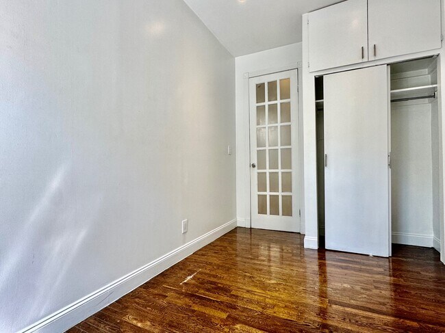 Photo - 523 W 135th St Unidad 2A