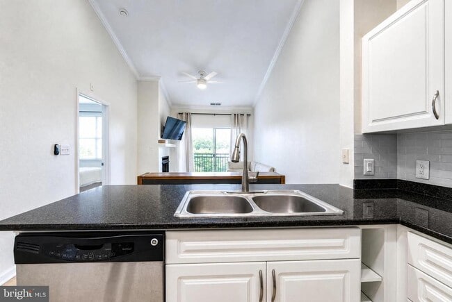 Photo - 12901 Centre Park Cir Unit 418