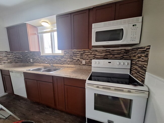 Photo - Charming 3 bedroom bungalow freshly updated