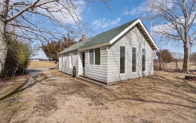 Photo - 396 Reeves Ave