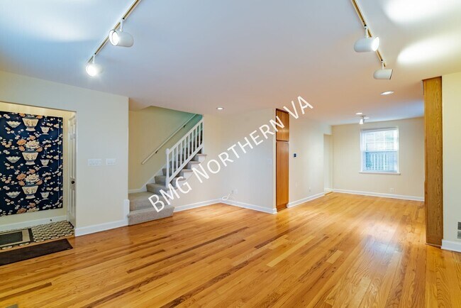 Photo - 4701 31st St S