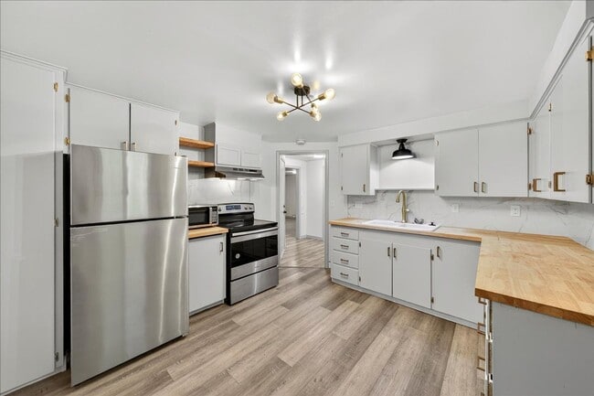 Building Photo - 27th St. 501/503 Unit 501 N. 27th St.