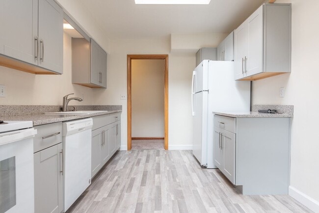 Photo - 7222-7224-7224 NE Tillamook St Unit 7224