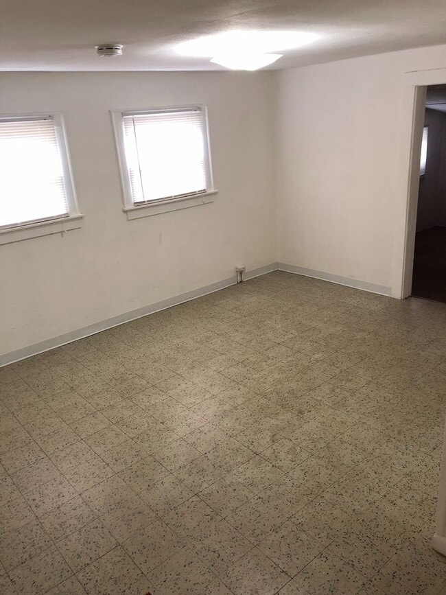 Photo - Don't Miss Out!