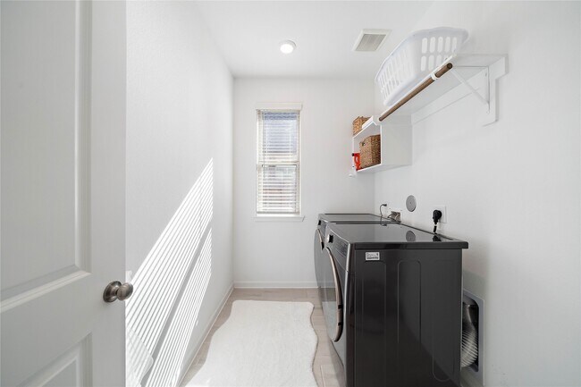 Photo - 2239 Ginger Trail Ln