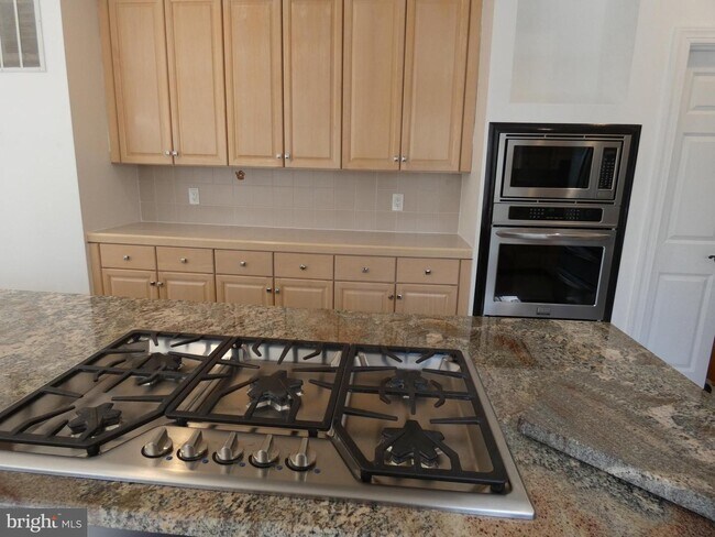 Photo - 6422 Lake Meadow Dr