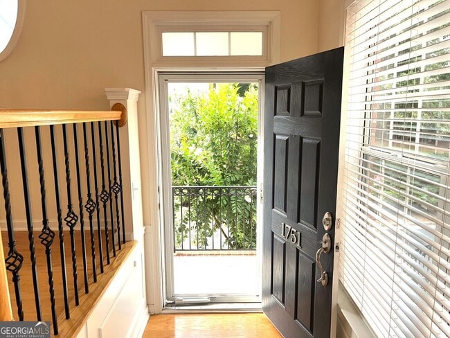 Photo - 1751 Highlands View Dr