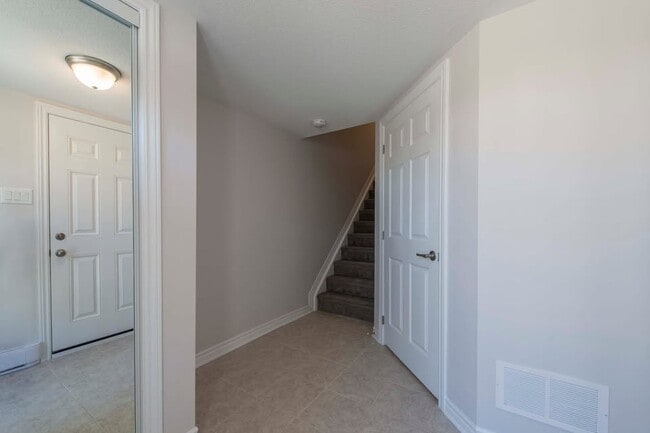 Photo - 82 Feathertop Ln