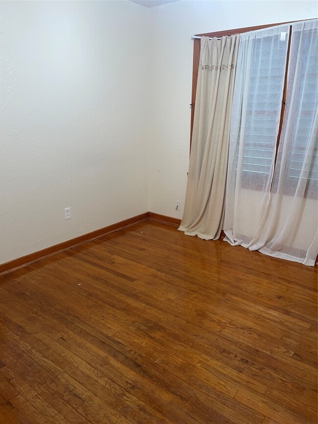2114 Evergreen