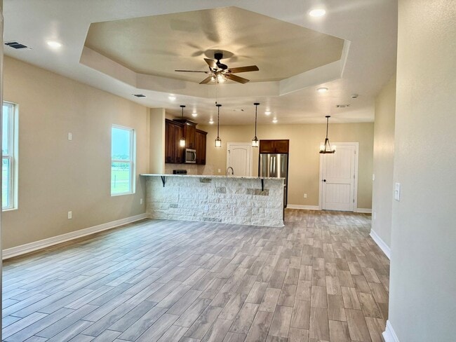 Photo - 1075 County Rd 678 E