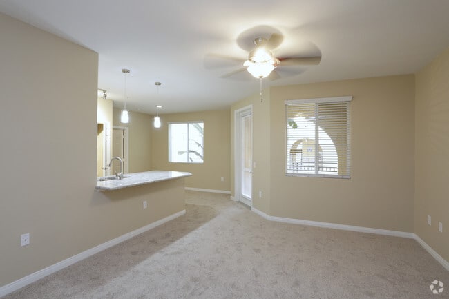 1 BR, 1 BA - 820 SF - Cresterra Apartments