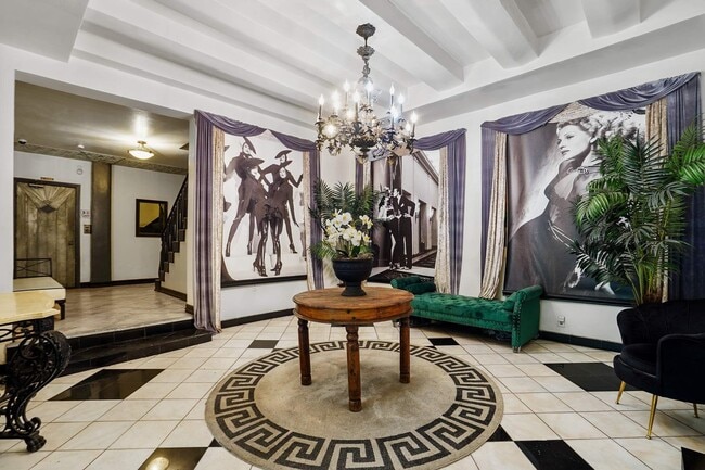 Building Photo - 1314 Hayworth Ave