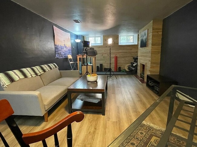 Building Photo - 4228 Decatur St