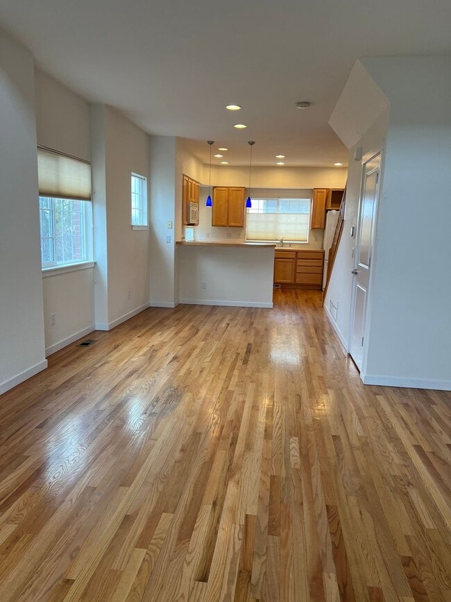 Photo - Gorgeous end unit townhome with one car garage and some mountain views!