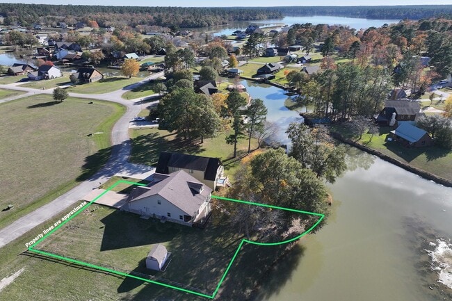 Building Photo - 14 Wildwood Lake Dr