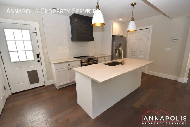 Photo - 1708 Chesapeake Dr