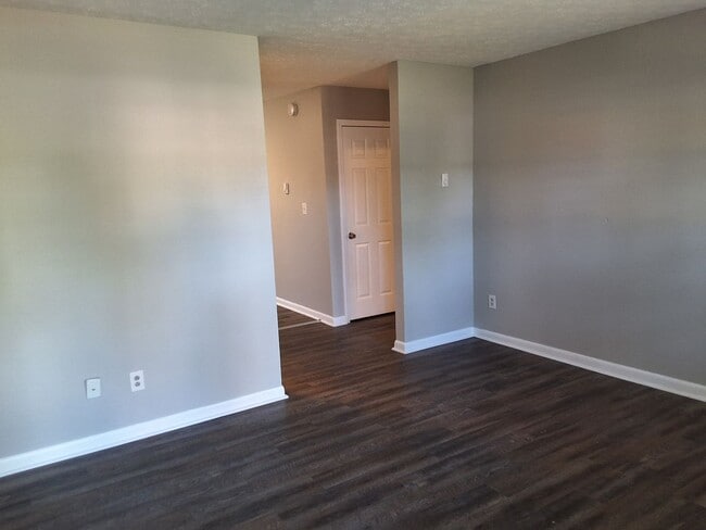 Photo - 1122 Evelyn Dr Unit A