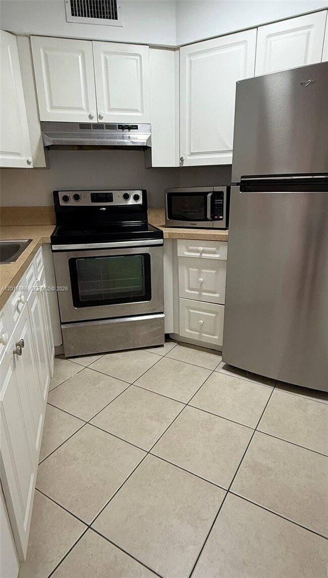Photo - 216 Lake Pointe Dr Unit 223